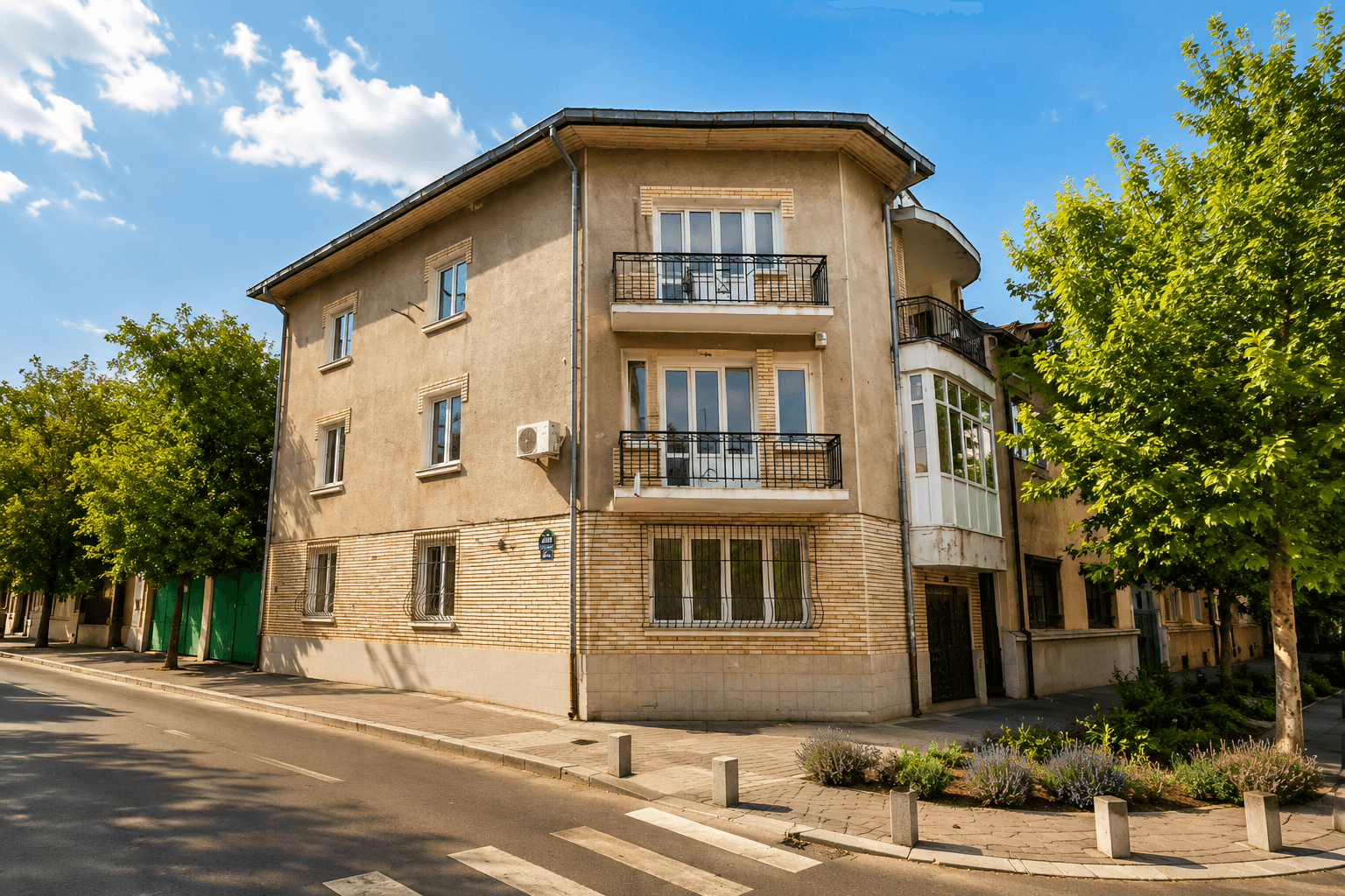 Clădire Reprezentativă 558 mp | 10 Birouri | Ideal Clinică, Sediu Firmă | Plevnei – Gara de Nord - Imagine de ansamblu