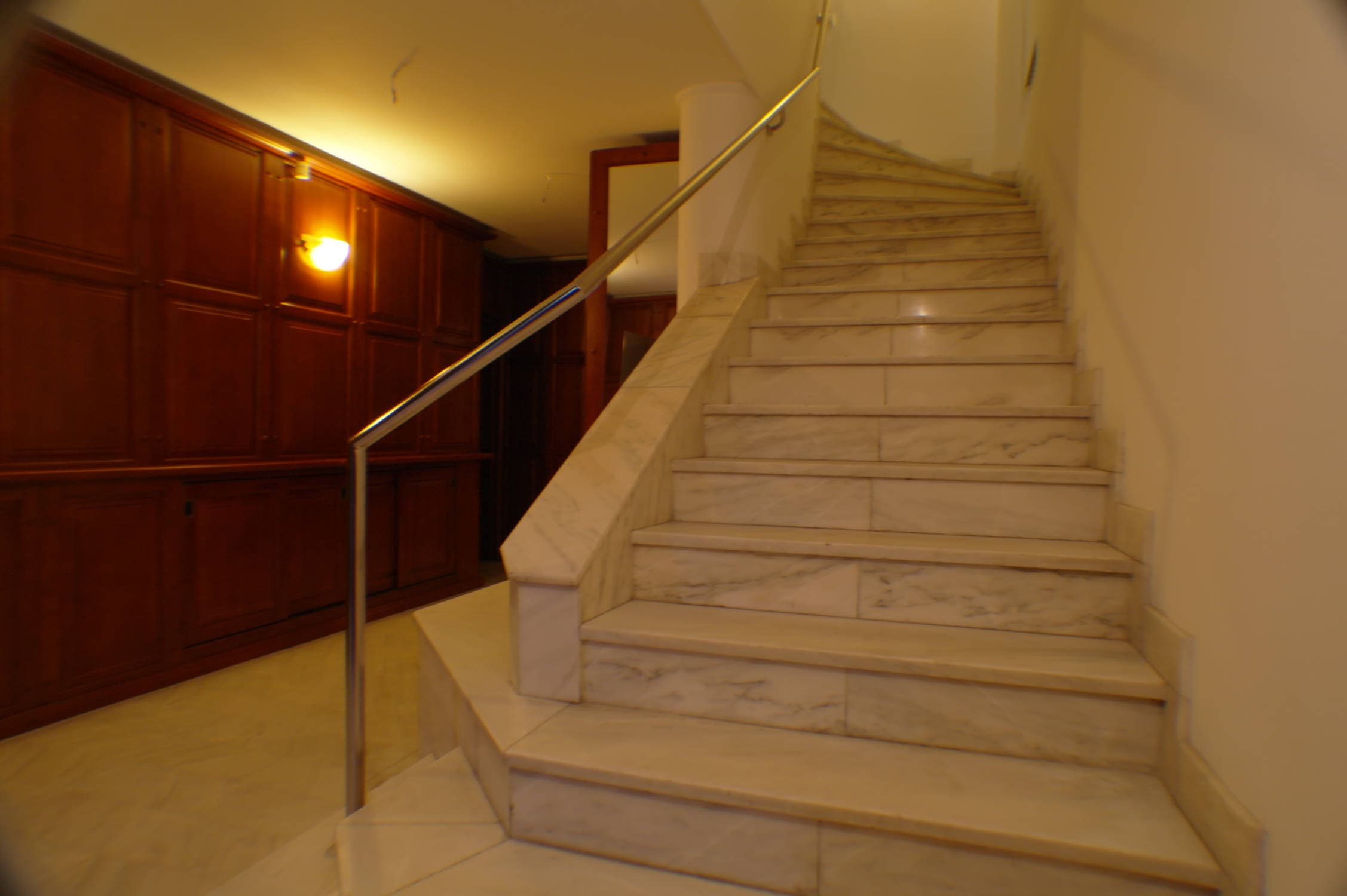Vilă de lux S+P+3 — Dorobanți, Sector 1, 700 mp - Holuri/Scǎri de marmurǎ 5