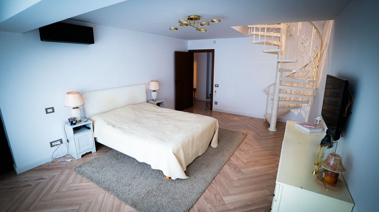 Vilă de lux P+1+M — Dorobanți, Sector 1, 273 mp teren - Dormitoare 9