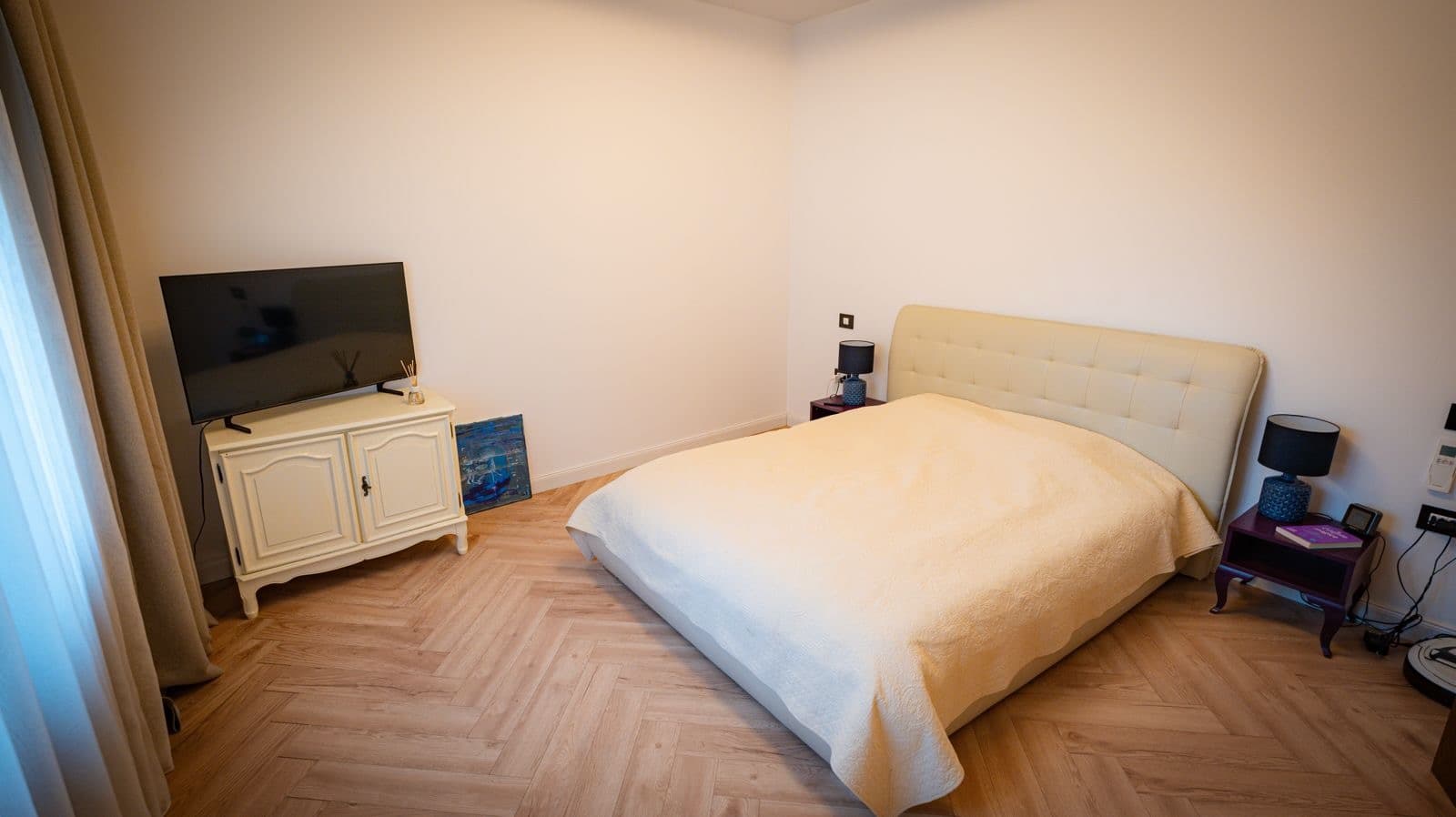 Vilă de lux P+1+M — Dorobanți, Sector 1, 273 mp teren - Dormitoare 11